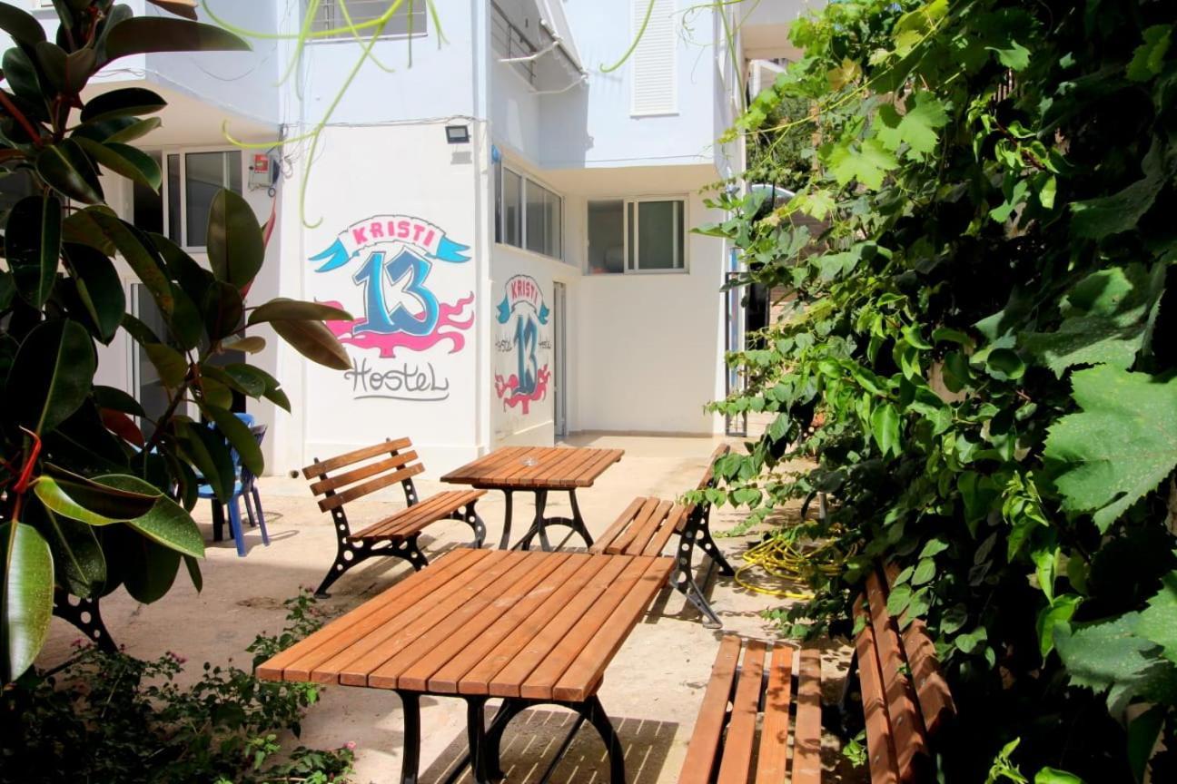 Hostel K13 Sarande Exterior photo